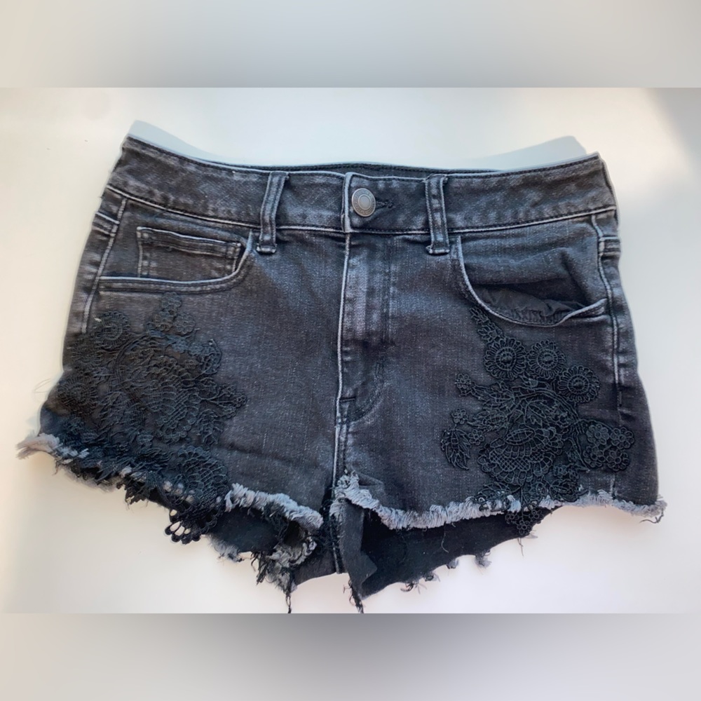 American Eagle Women’s Distressed Black High Rise Shortie Jean Shorts size 8